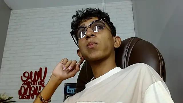 Martin Linares online show from March 5, 2025, 6:12 pm