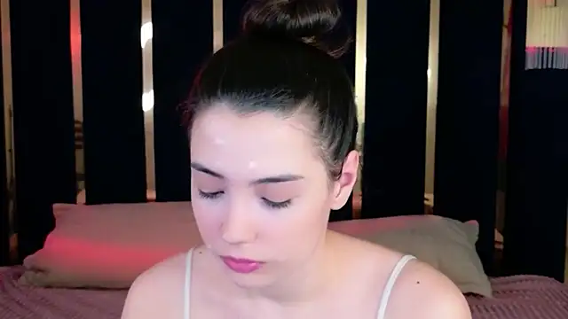 Alice Deleon online show from March 16, 2026, 10:52 am