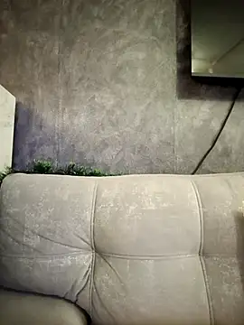 EmmaSulivan online show from December 15, 2025, 7:01 am