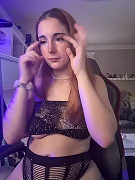 sexymelli18 online show from September 19, 2025, 5:46 pm