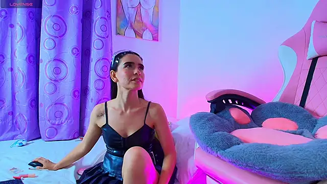 Peach Rose  online show from March 1, 2025, 1:32 am