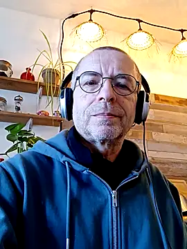 Xavspank2 online show from February 17, 2026, 10:23 am