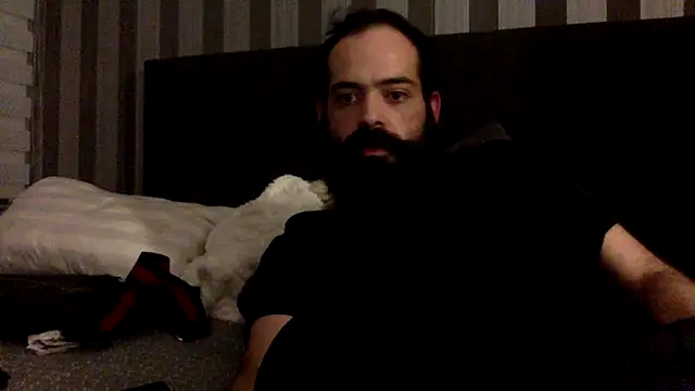 Snapshot of guccititi chatting on October 1, 2025, 2:39 am guccititi online show from October 1, 2025, 2:39 am