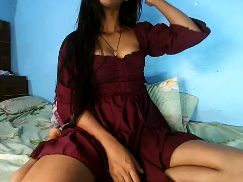 Snapshot of naughtygirl_2 chatting on April 6, 2026, 11:33 am naughtygirl 2 online show from April 6, 2026, 11:33 am
