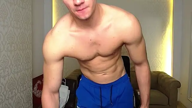 MaxKaiden online show from October 4, 2025, 4:32 am