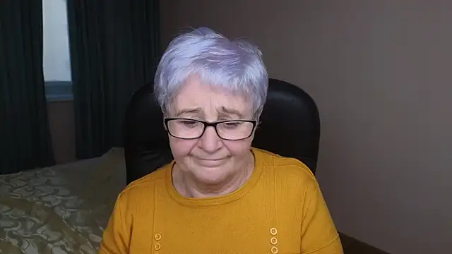 Snapshot of Sandra_Snowflake chatting on February 16, 2025, 2:21 pm Sandra Snowflake online show from February 16, 2025, 2:21 pm