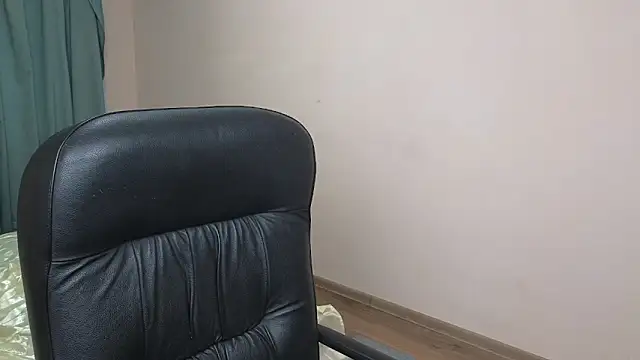 Snapshot of Sandra_Snowflake chatting on March 14, 2025, 3:59 am Sandra Snowflake online show from March 14, 2025, 3:59 am