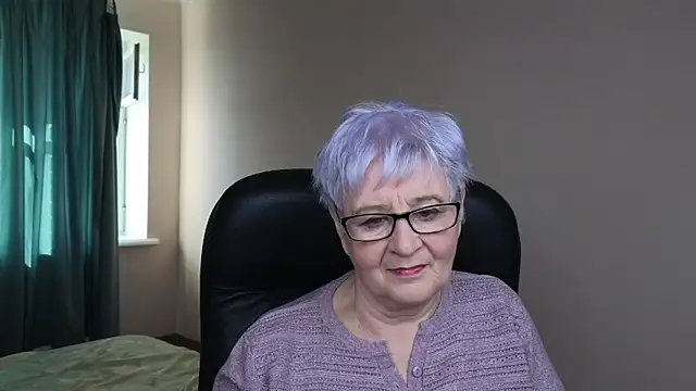 Snapshot of Sandra_Snowflake chatting on March 20, 2025, 7:03 am Sandra Snowflake online show from March 20, 2025, 7:03 am