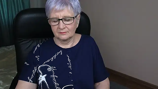 Snapshot of Sandra_Snowflake chatting on March 21, 2025, 4:28 am Sandra Snowflake online show from March 21, 2025, 4:28 am