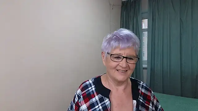 Snapshot of Sandra_Snowflake chatting on September 25, 2025, 3:54 am Sandra Snowflake online show from September 25, 2025, 3:54 am