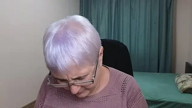 Snapshot of Sandra_Snowflake chatting on October 20, 2025, 11:54 am Sandra Snowflake online show from October 20, 2025, 11:54 am