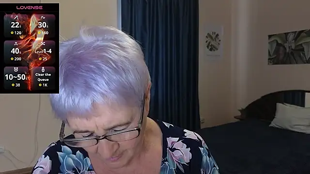 Snapshot of Sandra_Snowflake chatting on October 23, 2025, 10:58 am Sandra Snowflake online show from October 23, 2025, 10:58 am