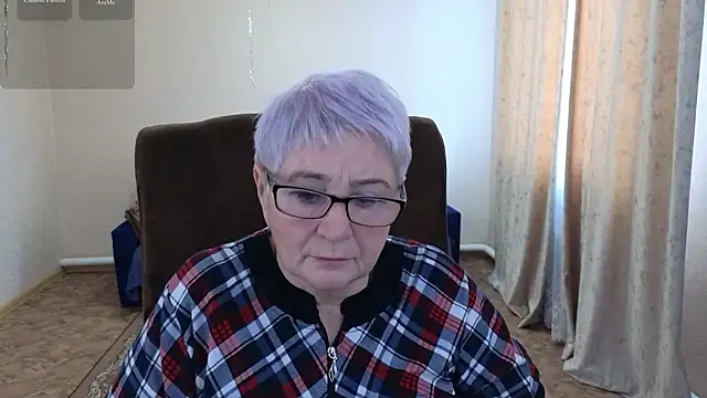 Snapshot of Sandra_Snowflake chatting on January 15, 2026, 10:31 am Sandra Snowflake online show from January 15, 2026, 10:31 am