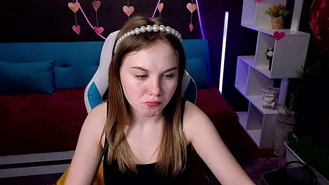 Snapshot of Dyna_bae chatting on February 16, 2025, 8:10 am Dyna bae online show from February 16, 2025, 8:10 am