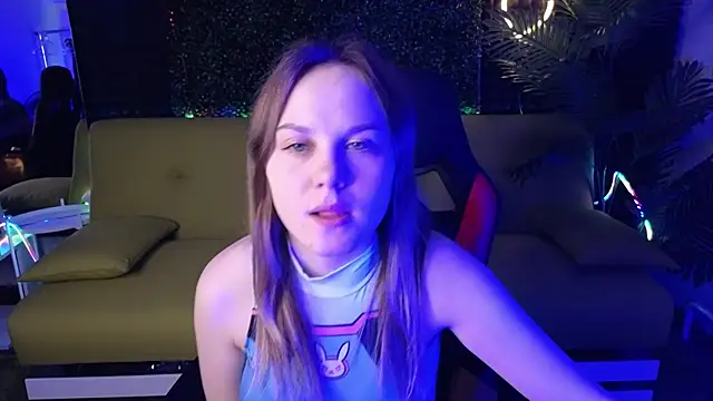 Snapshot of Dyna_bae chatting on February 27, 2025, 7:44 am Dyna bae online show from February 27, 2025, 7:44 am