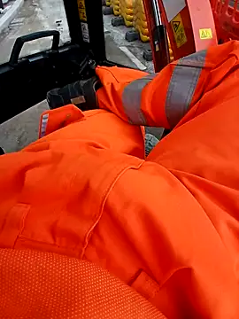 Eusuntnoulgigolo online show from November 29, 2025, 11:24 am