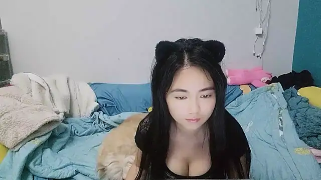 Lucy-xixi online show from March 14, 2025, 1:35 pm