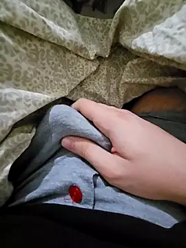 skiciyunis online show from October 6, 2025, 10:07 pm