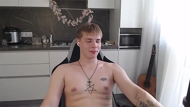 yourlildemon online show from June 18, 2026, 3:05 pm