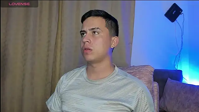 mattiwsmorris  online show from February 27, 2025, 3:36 am