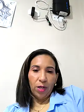 Mrsvictoriaaa online show from February 21, 2025, 5:42 pm