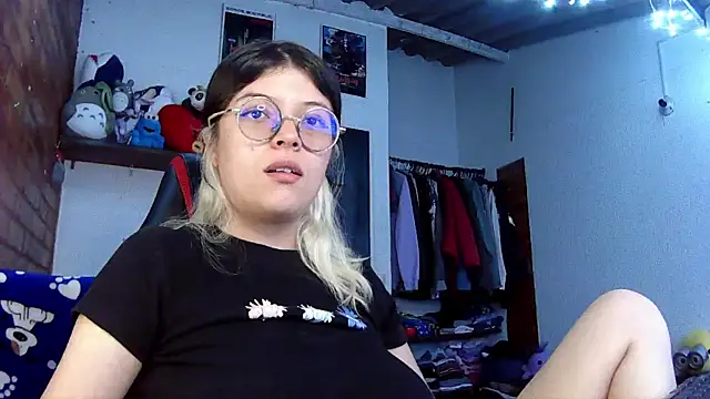 Emily  katz online show from March 17, 2025, 9:45 pm