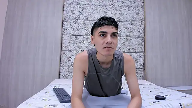 frank jhonsson online show from February 10, 2026, 6:56 pm