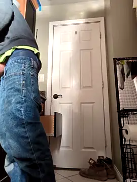 QueenM3 online show from February 27, 2025, 9:58 pm