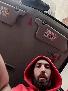 QueenM3 online show from October 7, 2025, 4:37 pm