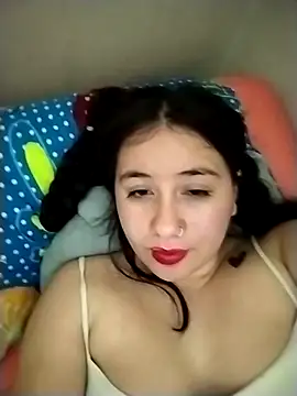 Snapshot of sweetie__annieee chatting on October 16, 2025, 5:30 am sweetie  annieee online show from October 16, 2025, 5:30 am