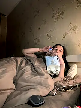 Naughtbaby 2025 online show from October 30, 2025, 2:02 am