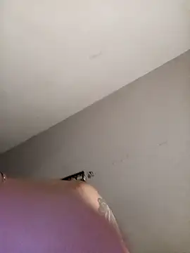 LeonRoots online show from October 17, 2025, 6:27 am