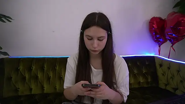 Snapshot of PaigePrado chatting on March 7, 2025, 12:34 pm PaigePrado online show from March 7, 2025, 12:34 pm