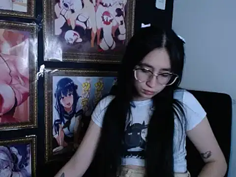 Arielle lov online show from February 17, 2025, 6:53 am