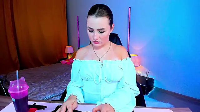 Sofia beautifuul online show from July 19, 2026, 2:26 am