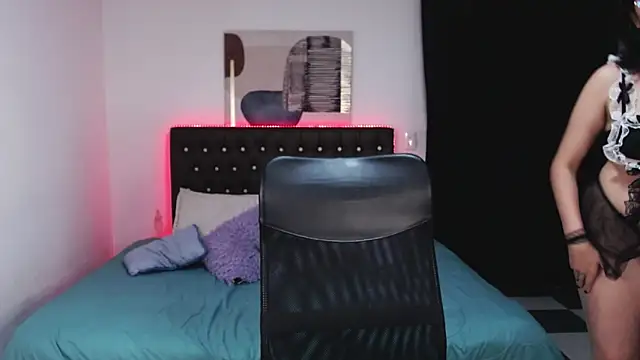 amy royale online show from March 14, 2025, 2:20 am