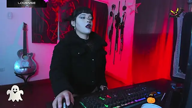 OnyxDiosaGotica online show from June 3, 2026, 9:42 pm