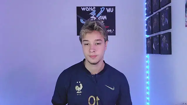 Snapshot of jack_walker190 chatting on October 4, 2025, 7:01 pm jack walker190 online show from October 4, 2025, 7:01 pm