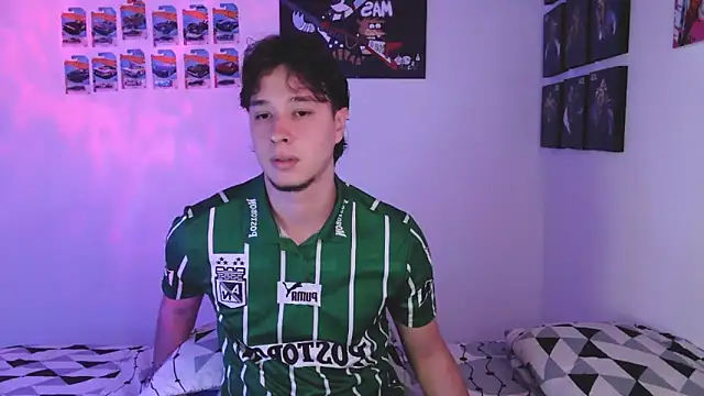 jack walker190 online show from July 17, 2026, 5:03 am
