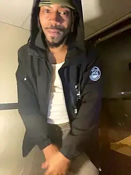 Cruzz003 online show from January 9, 2026, 4:26 am