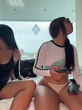 Snapshot of Alice_surprise chatting on September 17, 2025, 10:11 pm Alice surprise online show from September 17, 2025, 10:11 pm