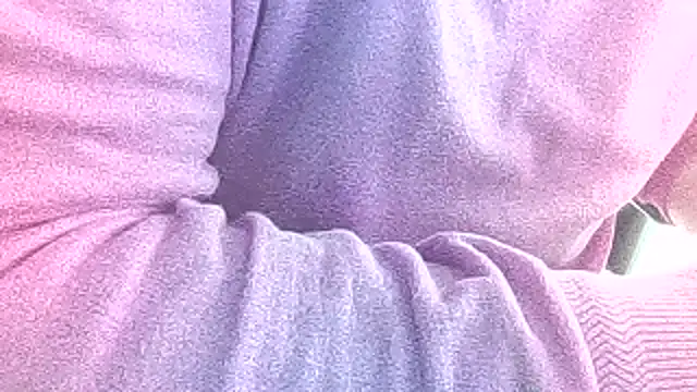 Snapshot of francoisM45 chatting on December 1, 2025, 8:30 am francoisM45 online show from December 1, 2025, 8:30 am