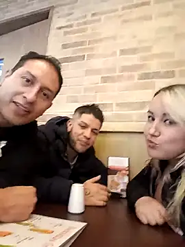 electra queen1 online show from April 23, 2026, 12:29 pm