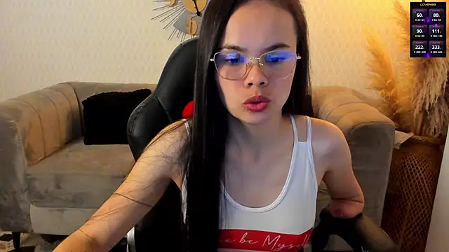 Kath latorre online show from March 11, 2025, 1:12 pm