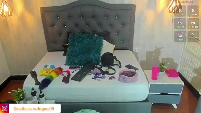 Snapshot of Nathalia_rodriguezz chatting on October 18, 2025, 3:46 pm Nathalia rodriguezz online show from October 18, 2025, 3:46 pm