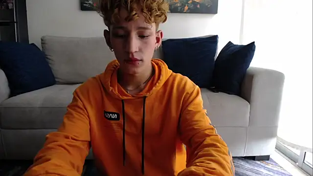 Snapshot of iiangel_ chatting on January 6, 2026, 5:27 pm iiangel online show from January 6, 2026, 5:27 pm