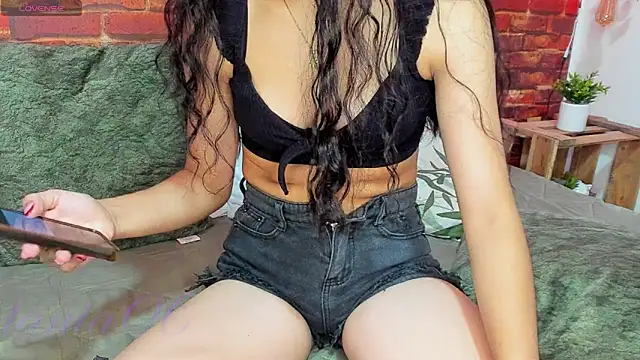 TANIA 06 online show from March 2, 2025, 4:21 pm