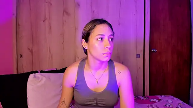TANIA 06 online show from May 13, 2026, 1:08 pm