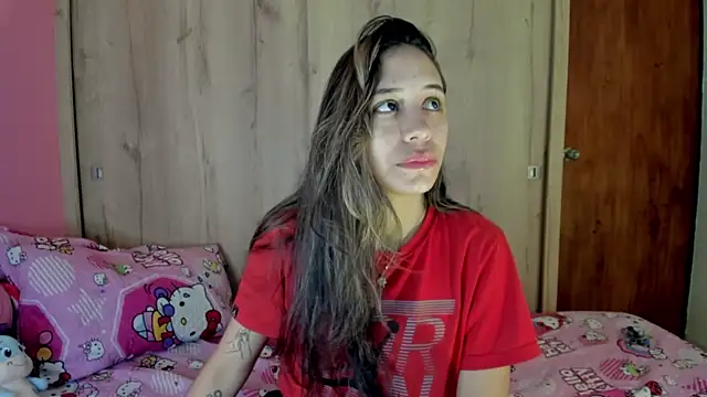 TANIA 06 online show from June 15, 2026, 1:13 pm