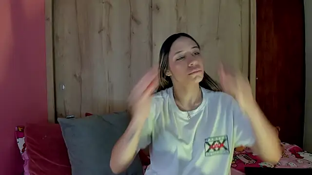 TANIA 06 online show from June 22, 2026, 1:08 pm